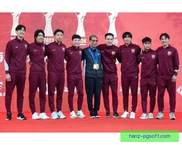 中国男足U23国家队公布新一期集训大名单 力争亚运会和奥运会双重突破 中国男足U23国家队公布新一期集训大名单 力争亚运会和奥运会双重突破